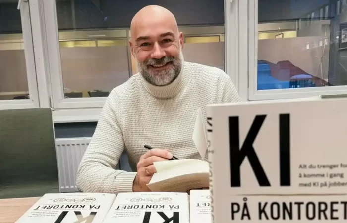 Billedtekst: Øivind H. eide har skrevet en veldig praktisk bok om bruk av KI på kontoret. Han er selv ingen datamann, noe som trolig har medvirket til at han har skrevet en bok alle kan forstå: Foto: Privat