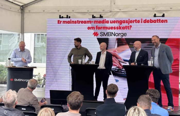 Klaus Jakobsen (møteleder), Alf Gunnar Andersen (Horde), Kristoffer Knutsen (tidligere journalist), Jørund Rytman (SMB Norge) og Eirik Furuseth (Finansco) med flere andre debatterer formuesskatten under Arendalsuka for et par uker siden.
Foto: Ulf Leirstein