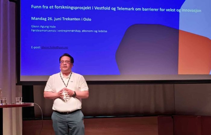 Glenn Agung Hole, under foredrag om formuesskatten i Oslo, juni 2025.
Foto: Klaus Jakobsen