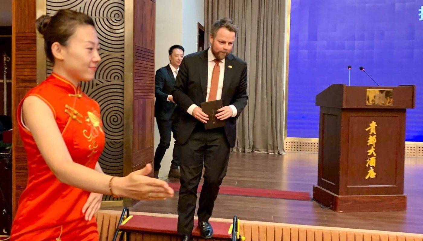 Torbjørn Røe-Isaksen i Kina (Foto: Nærings- og fiskeridepartementet)