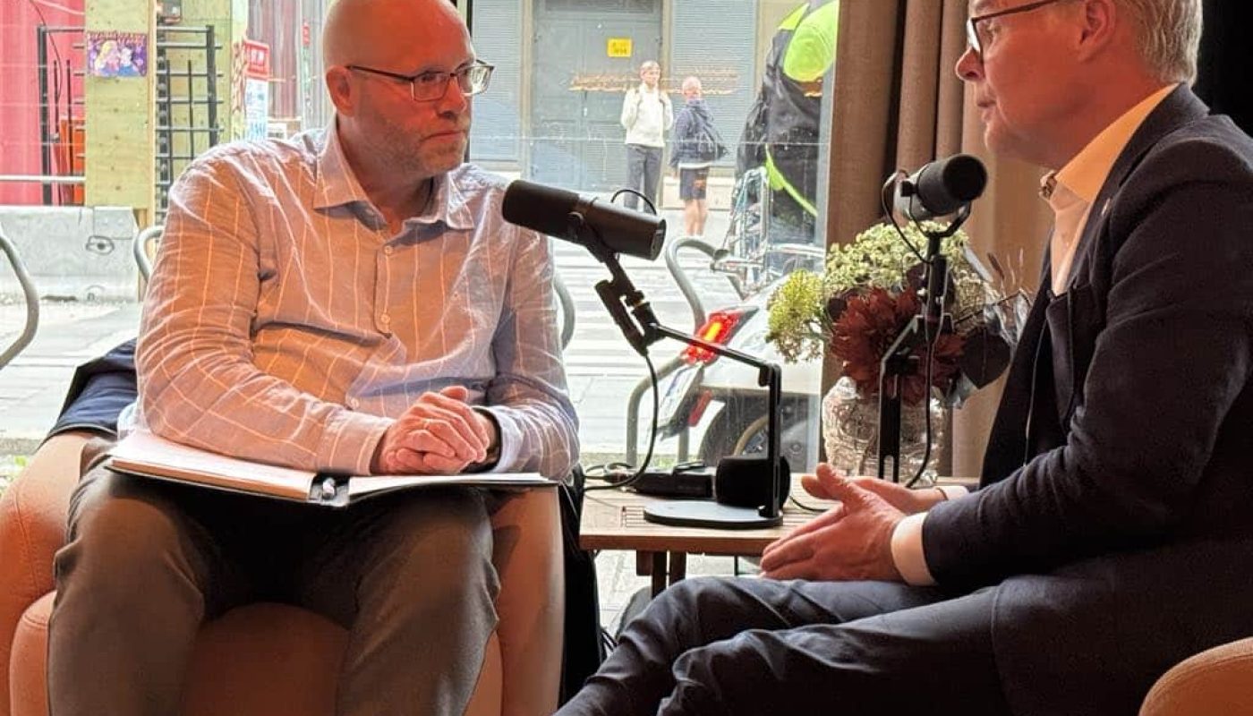 Klaus Jakobsen og Nestleder i Fremskrittspartiet, Hans Andreas Limi i en podcast-prat.
Foto: Gunn Tove Bjørkli
