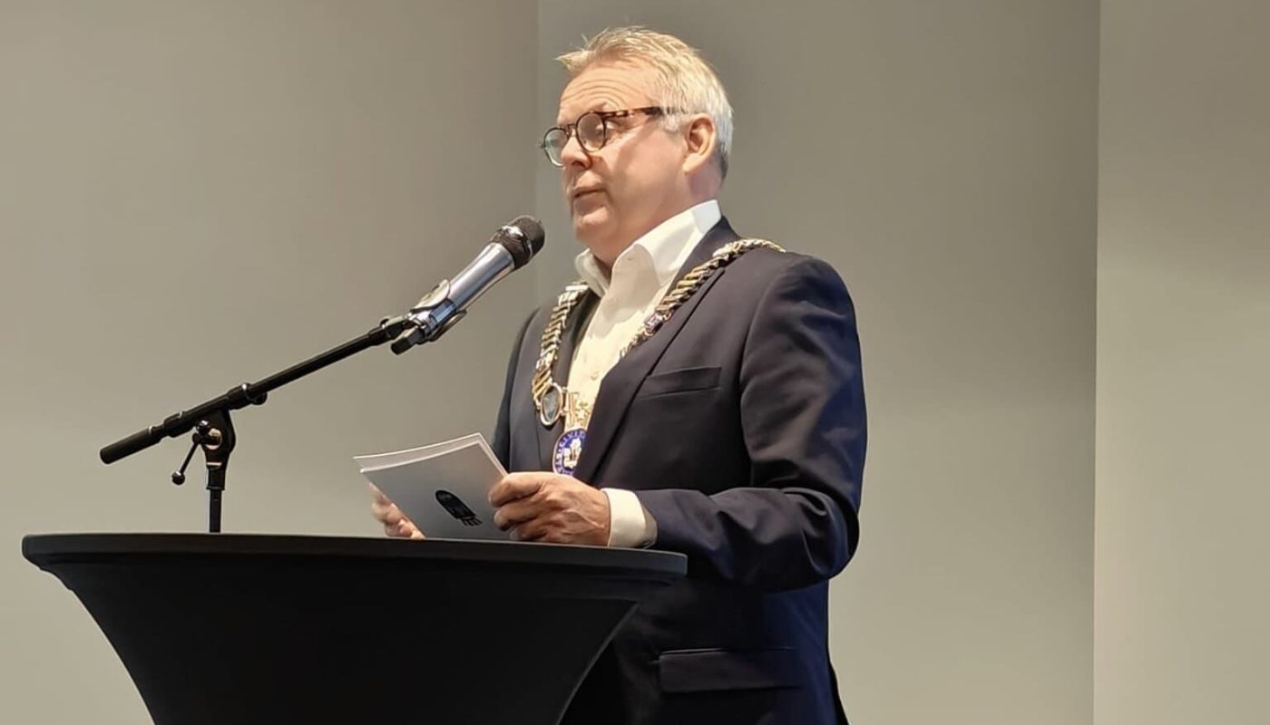 cc0f92d2-ef82-4468-a465-66d5dd25c43b