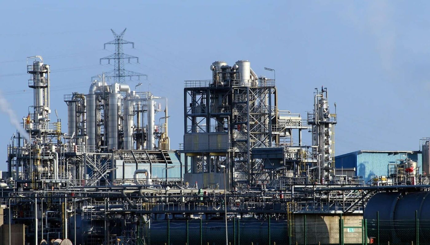 industry-525119_1920