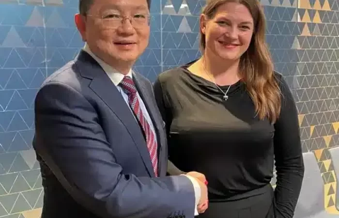 Næringsminister Cecilie Myrseth møter viseminister Ling Ji fra Kinas handelsdepartement (Ministry of Commerce, MOFCOM). Foto: NFD